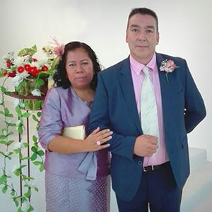 Pastores Asociados: Paco y Elisa Pérez